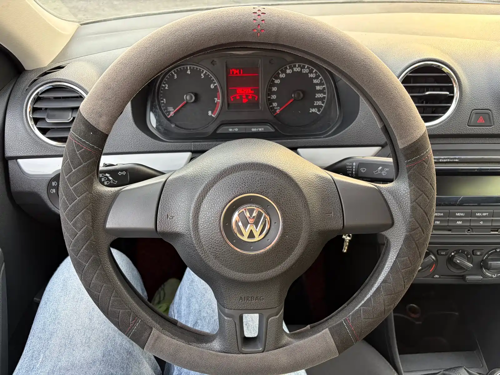 Photo 17 - Volkswagen Jetta
