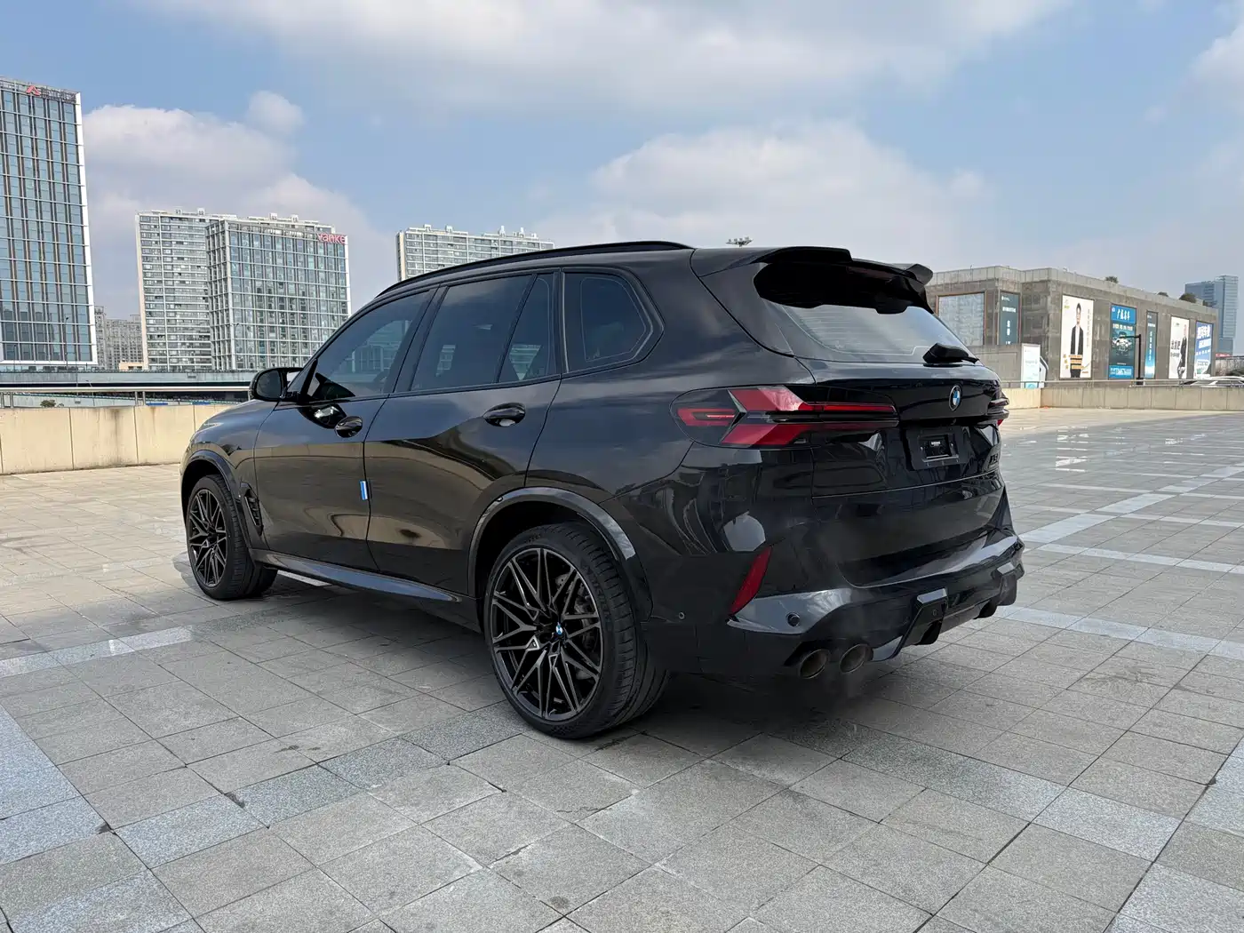 BMW X5 M 2023 Model X5 M Thunder Edition фото 22