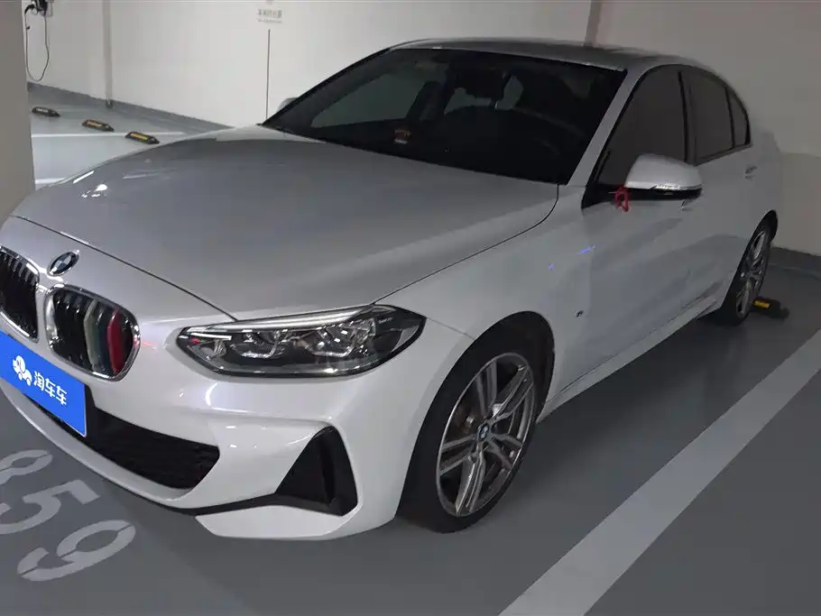 BMW 1 Series 2019 120i M Sport Package