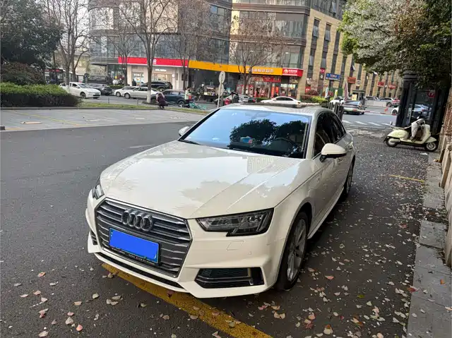 AUDI A4L