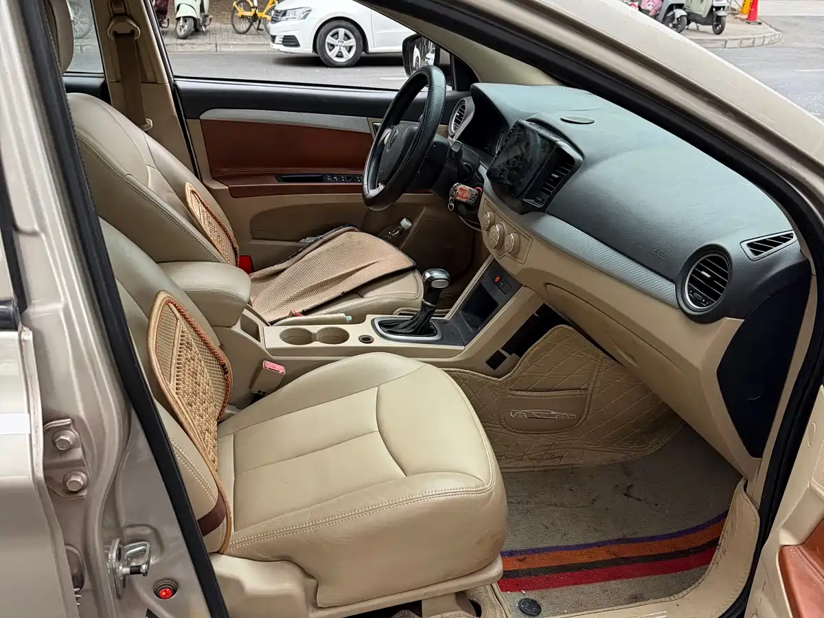 Roewe 350 2016 2015 Model 1.5L Automatic Luxury Sunroof Edition