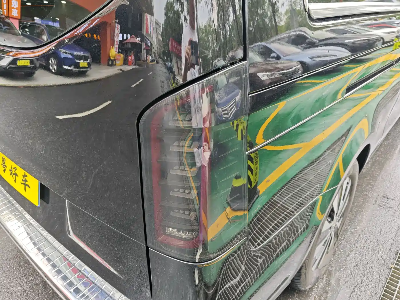 Mercedes-Benz Vito 2023 2.0T Elite 7-Seater фото 33