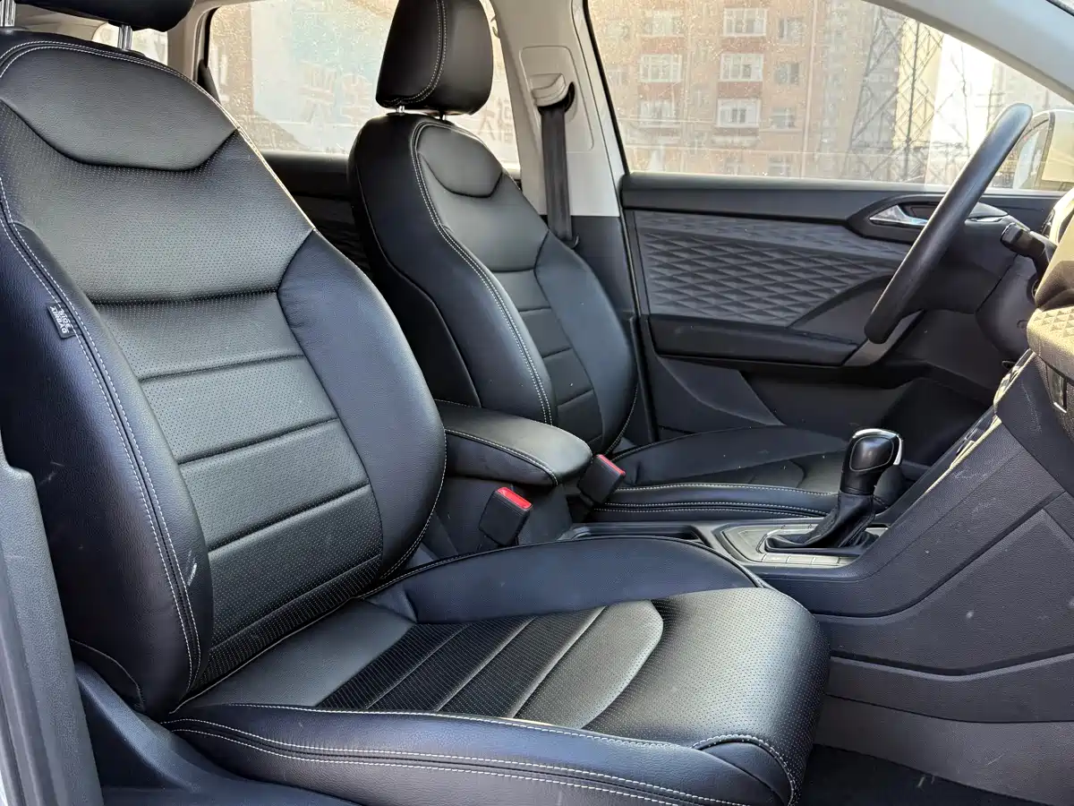 Volkswagen Tharu 2022 280TSI FWD Luxury Edition фото 10