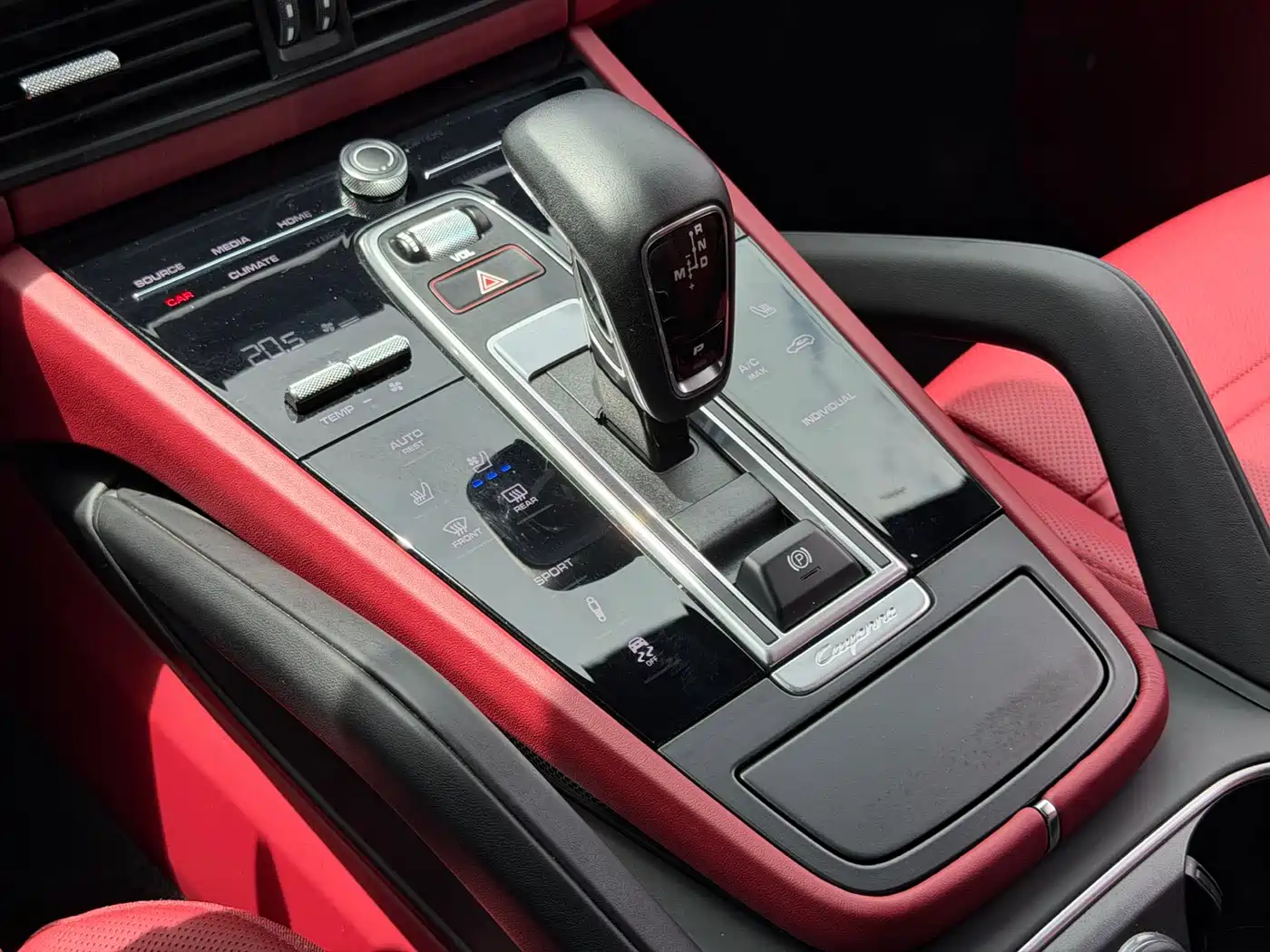 Porsche Cayenne 2022 Cayenne 3.0T Platinum Edition фото 12