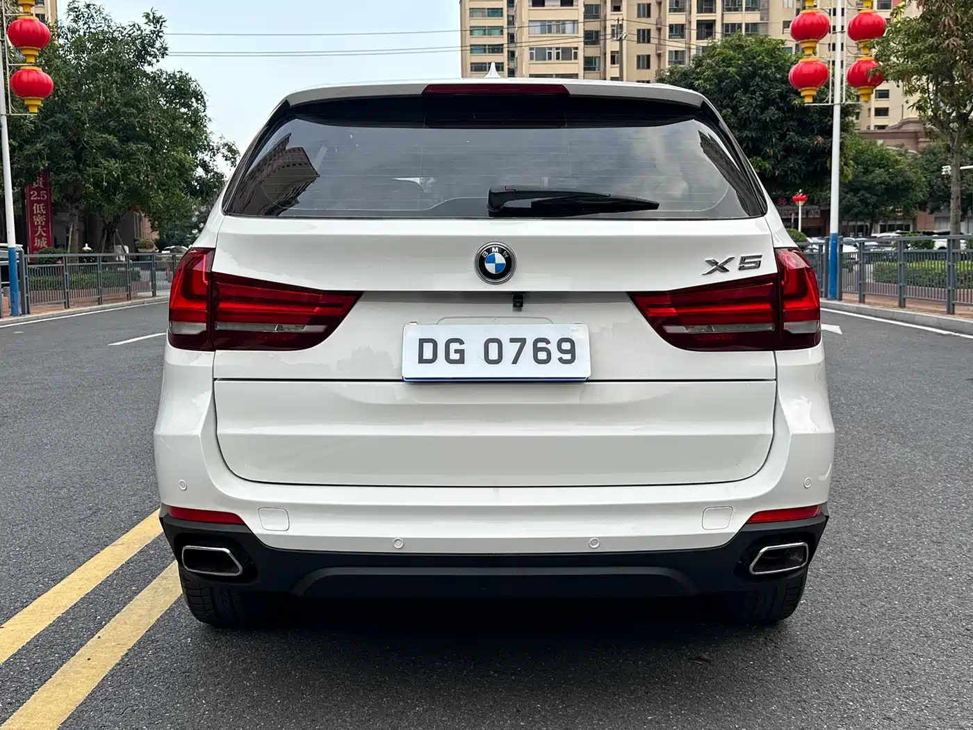 BMW X5 (Import) 2018 xDrive35i Elegant Model фото 8