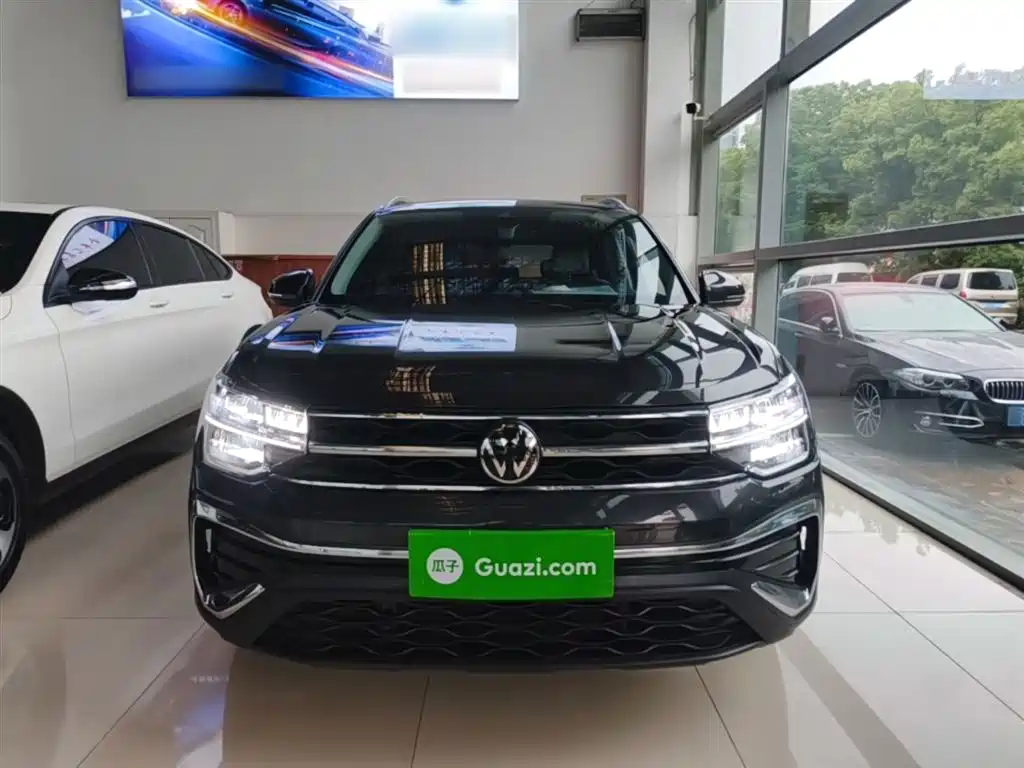 Volkswagen Tharu 2023 300TSI 2WD Bright Moon Edition фото 3