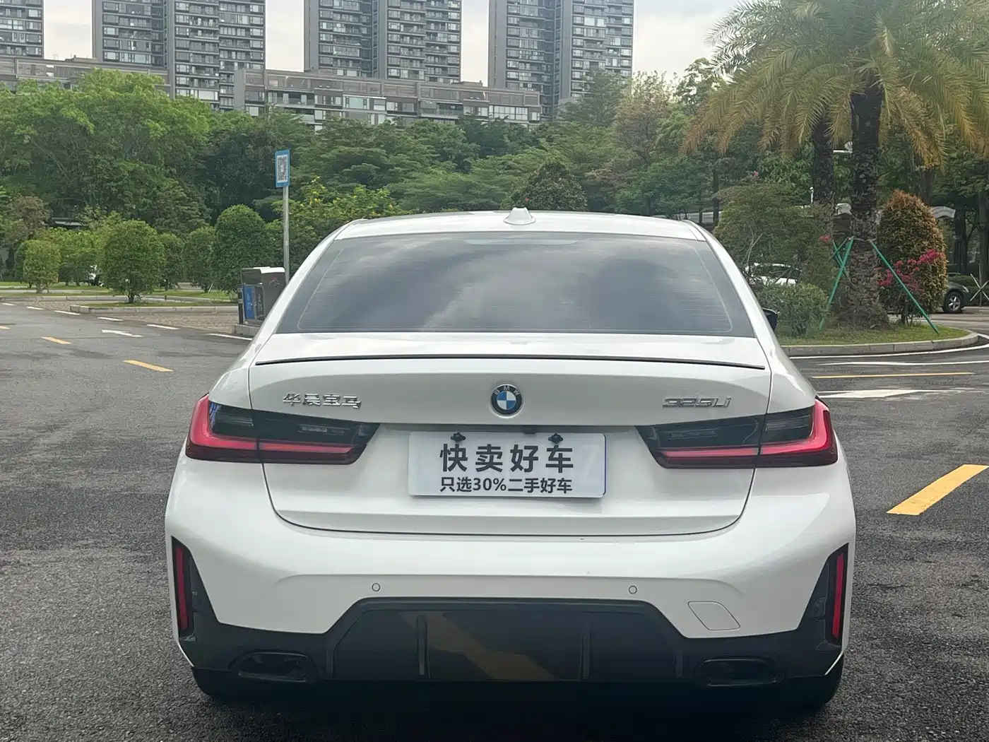 BMW 3 Series 2023 325Li M Sport Black Night Package фото 4
