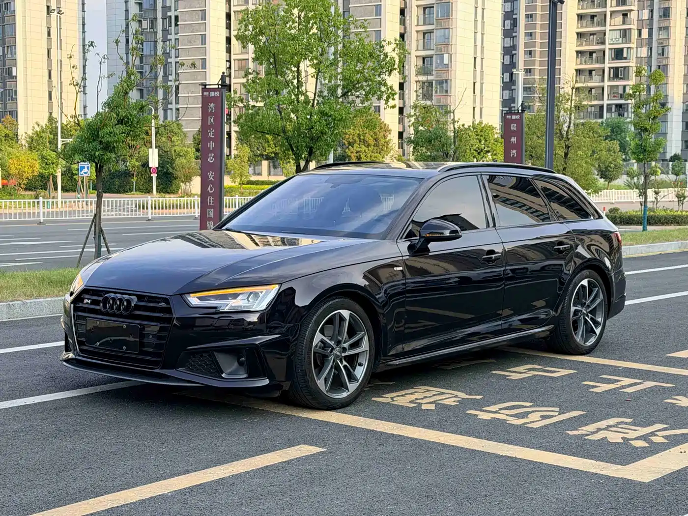 Audi A4 (Import) 2020 — пригон из Китая