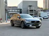 Photo 3 - Volvo V90