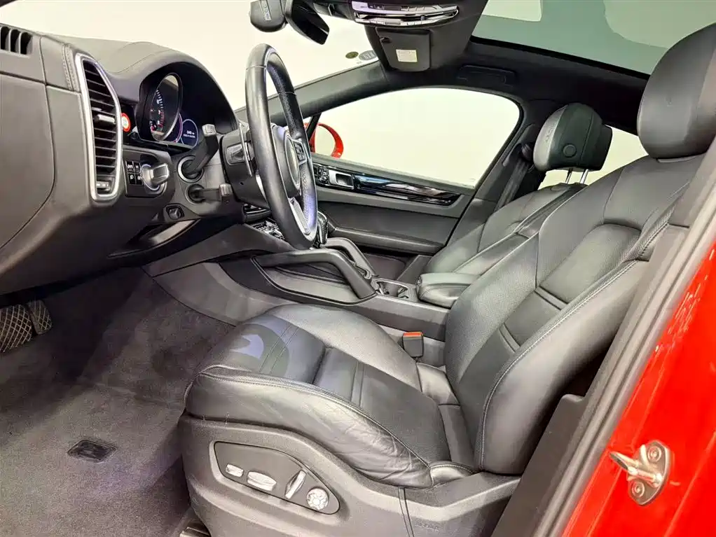 Porsche Cayenne 2019 Cayenne Coupé 3.0T фото 12