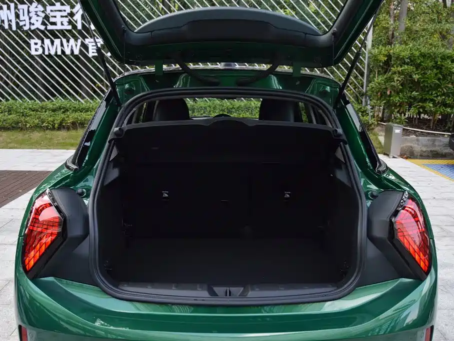 MINI MINI 2026 2025 1.5T COOPER Classic 5-Door