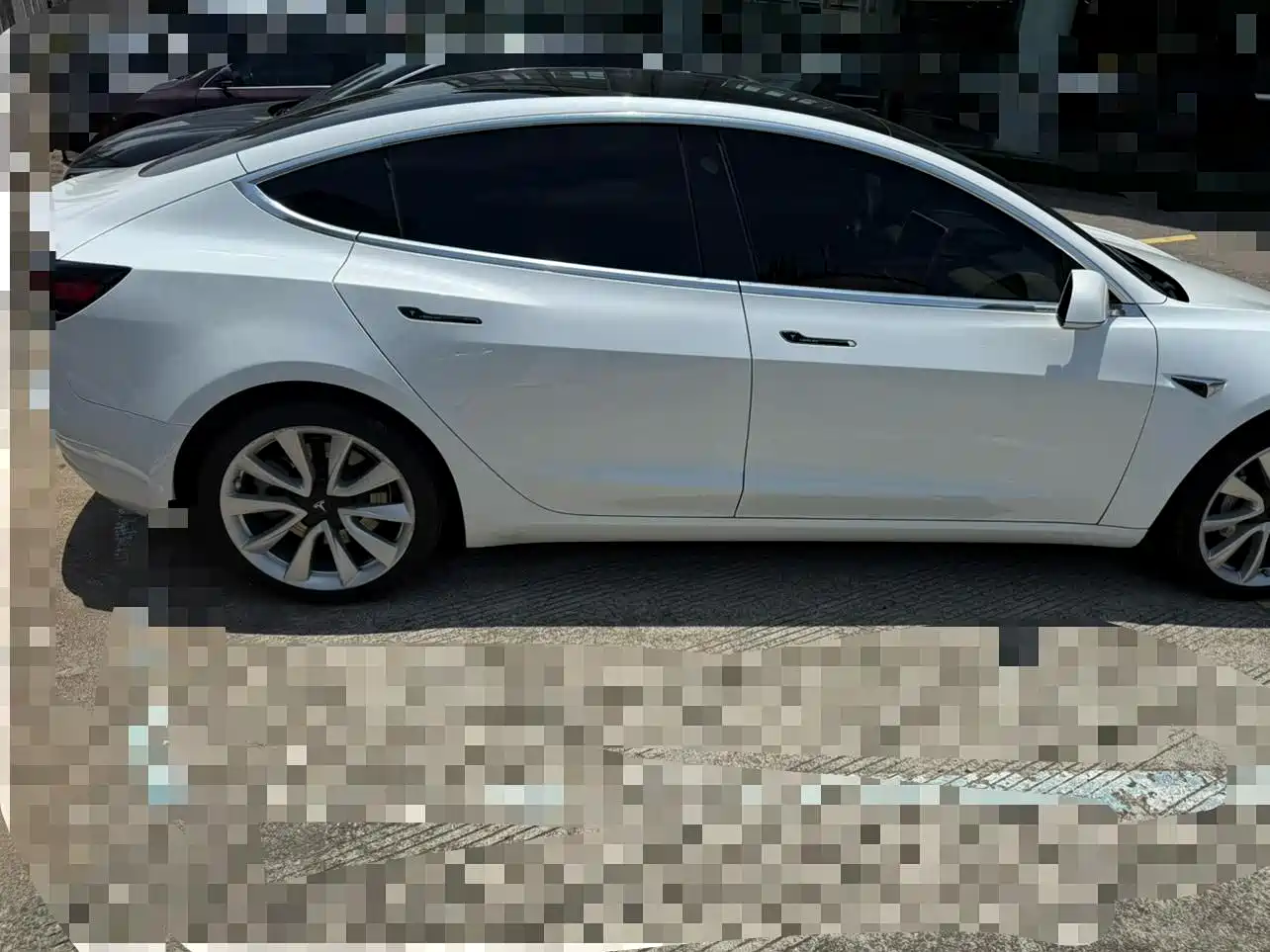 TESLA MODEL 3 (IMPORTED)