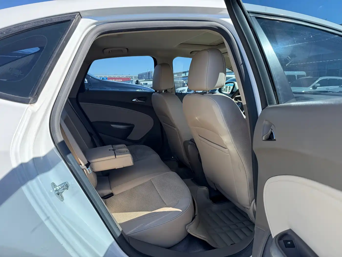 Buick Excelle 2013 GT 1.6L Automatic Fashion Edition фото 11