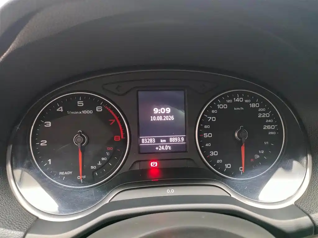 Фото 11 - Audi Q2L