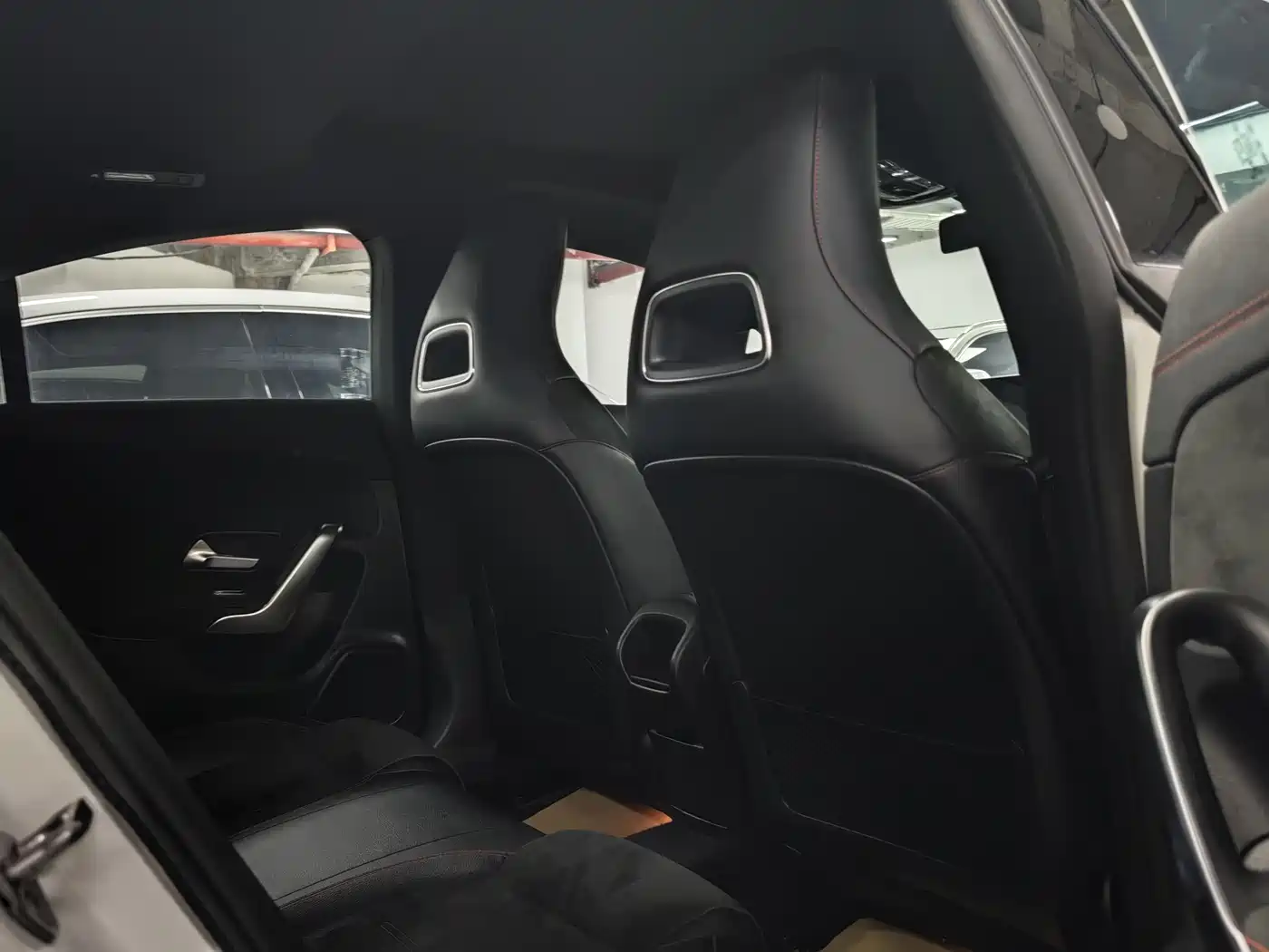 Mercedes-Benz CLA (Import) 2020 CLA 200 фото 12