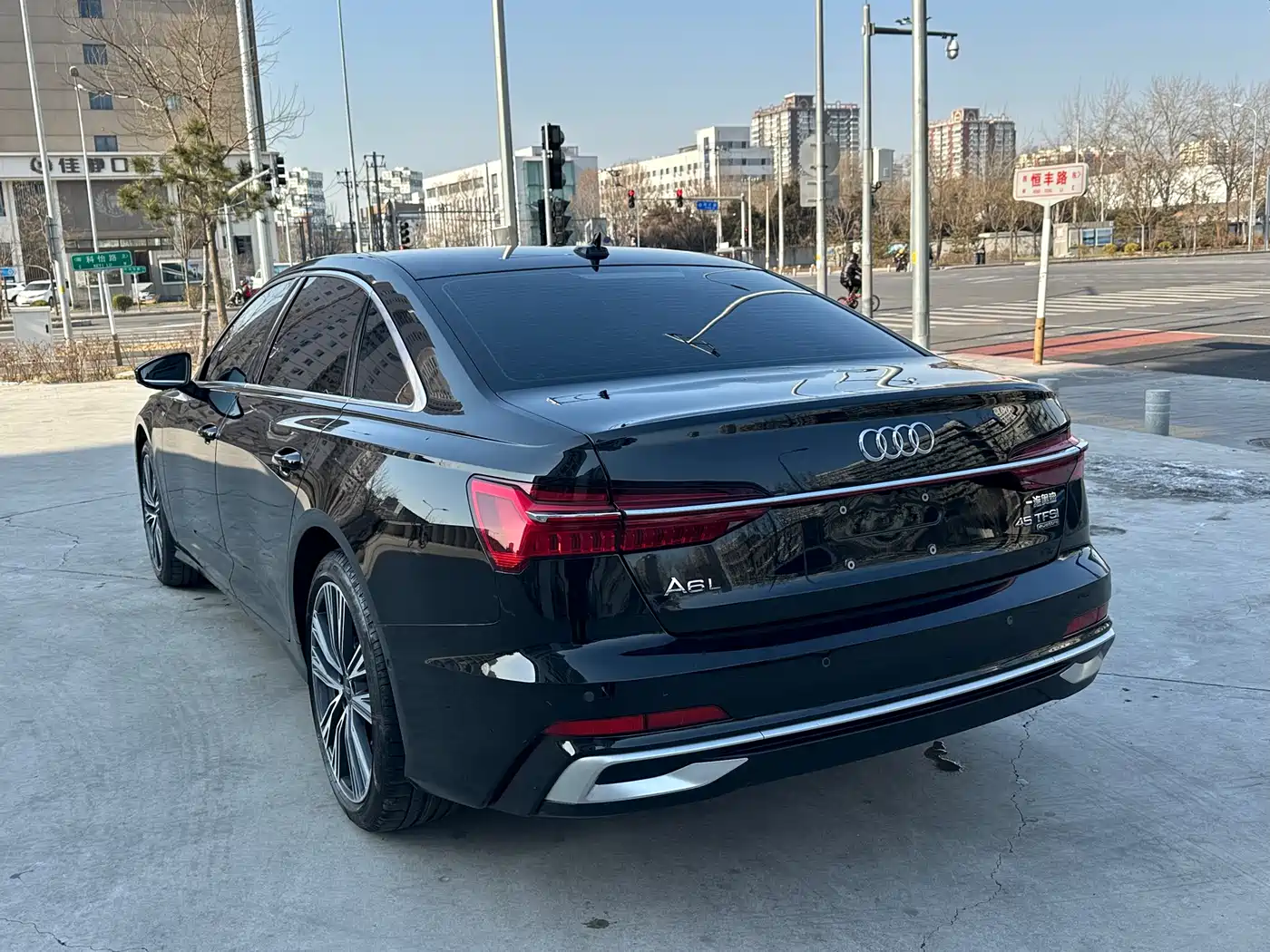 Audi A6L 2026 Model Year 45 TFSI quattro Premium Dynamic фото 4