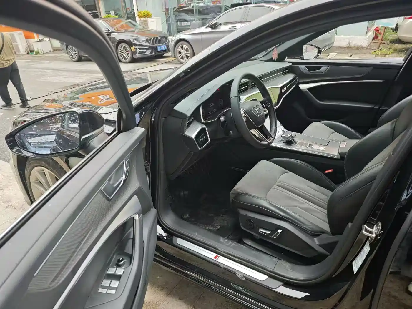 Audi A6L 2023 Facelift 45 TFSI Premium Dynamic фото 4