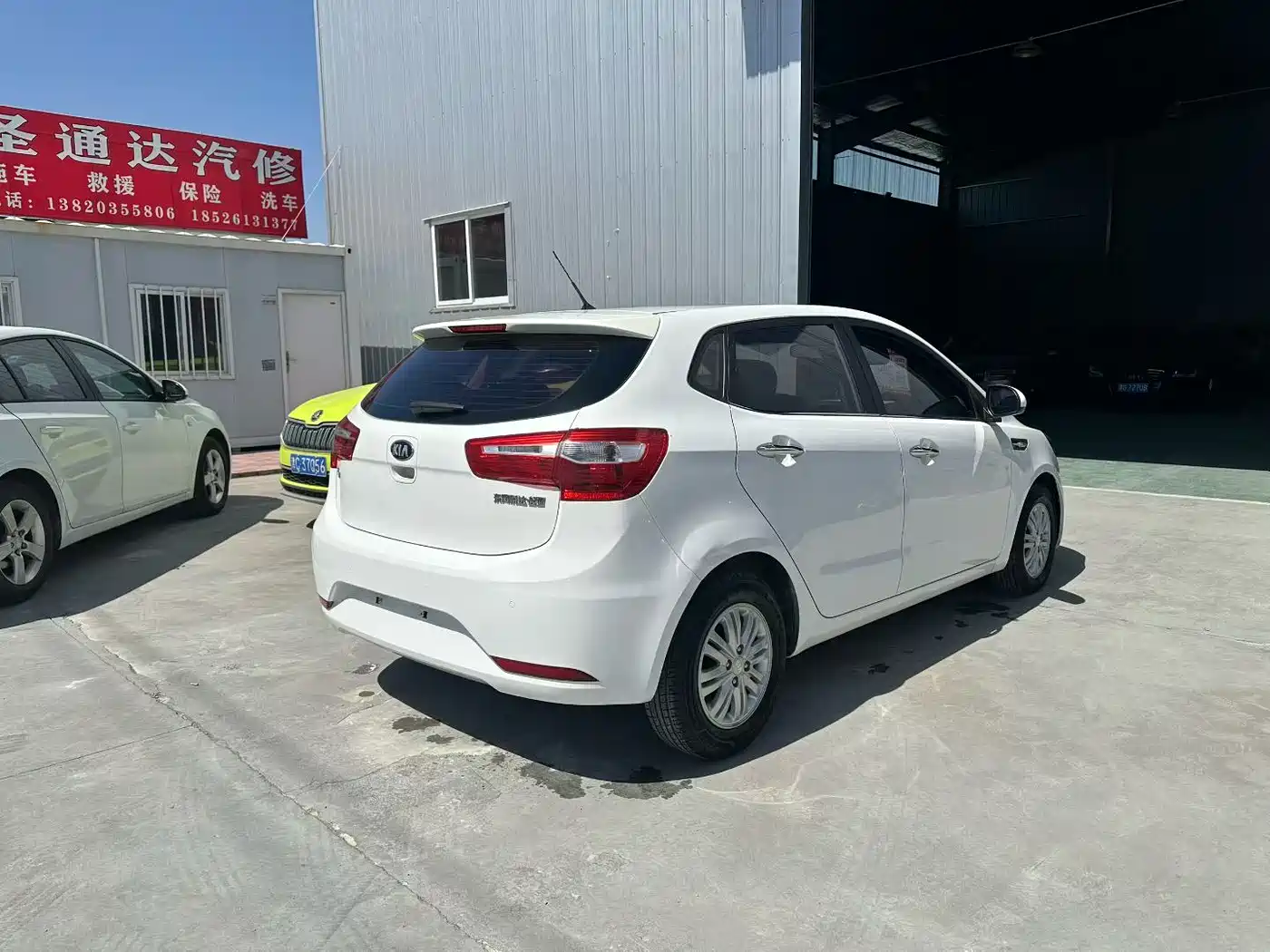 Kia K2 2012 Model Hatchback 1.4L AT GLS фото 9