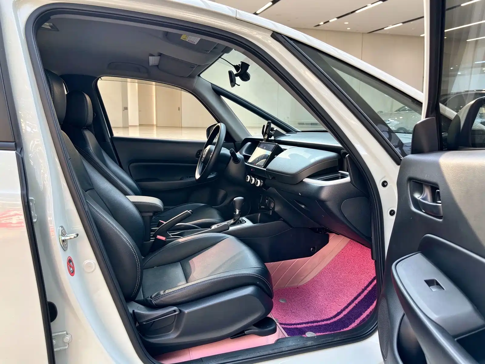 Photo 11 - Honda Fit