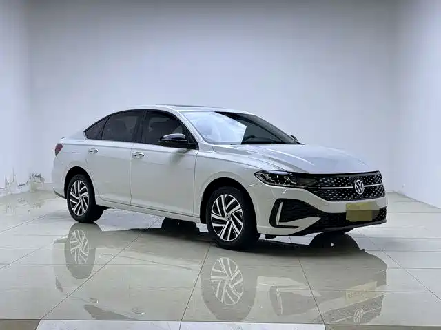 Volkswagen Lavida 2024 Model 300TSI DSG Starlight Full Comfort Edition фото 3