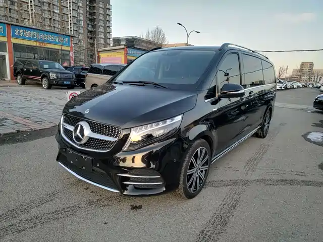 MERCEDES-BENZ V CLASS