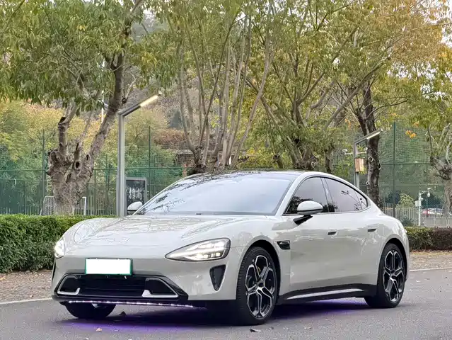 XIAOMI CAR XIAOMI SU7