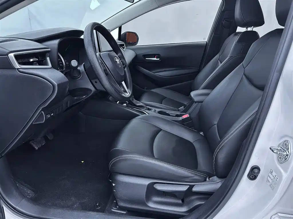 Toyota Corolla 2021 1.2T S-CVT Elite PLUS Edition фото 10