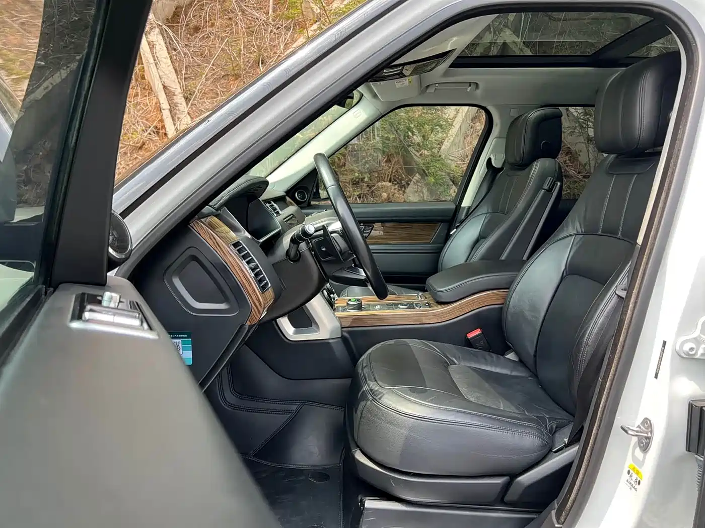 Land Rover Range Rover 2018 3.0 SC V6 Golden Age Edition фото 12