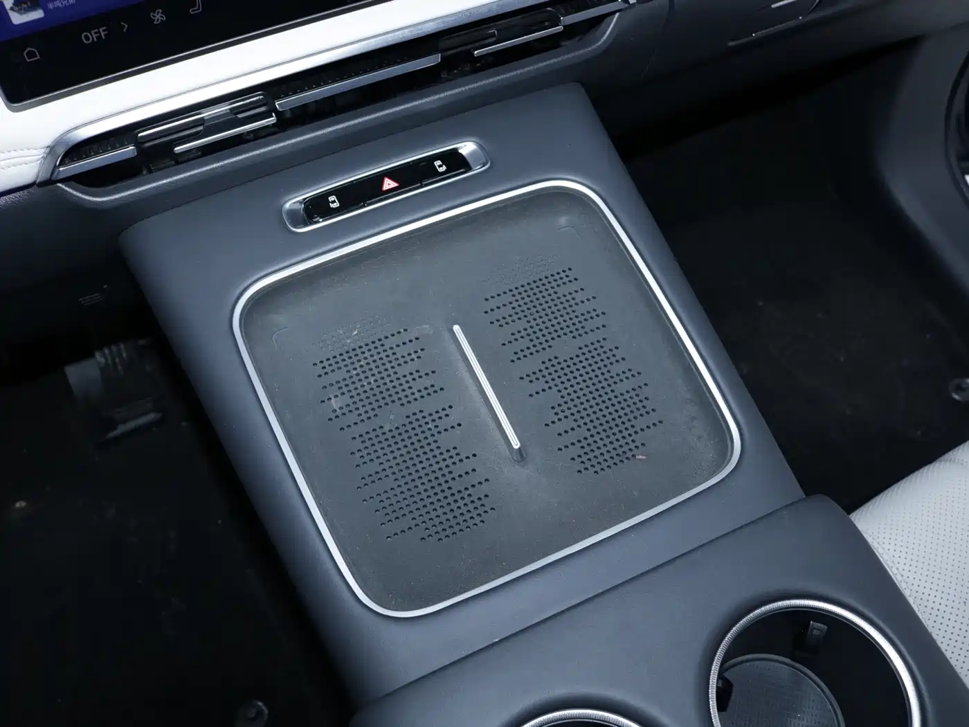 Voyah Auto Voyah Dreamer 2025 2025 PHEV AWD Flagship Kunpeng Edition