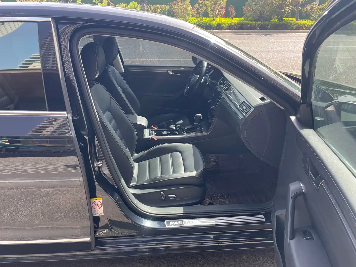 Volkswagen Passat 2017 330TSI DSG Prestige фото 14