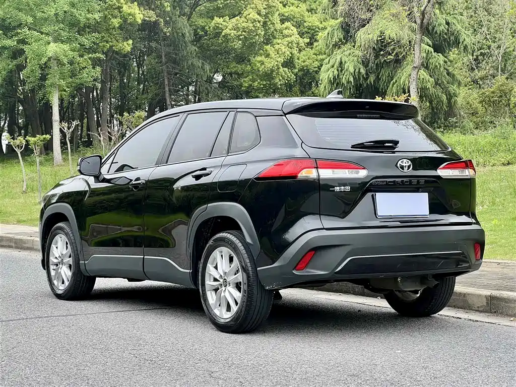 Toyota Corolla Cross 2022 2.0L Elite Edition фото 6