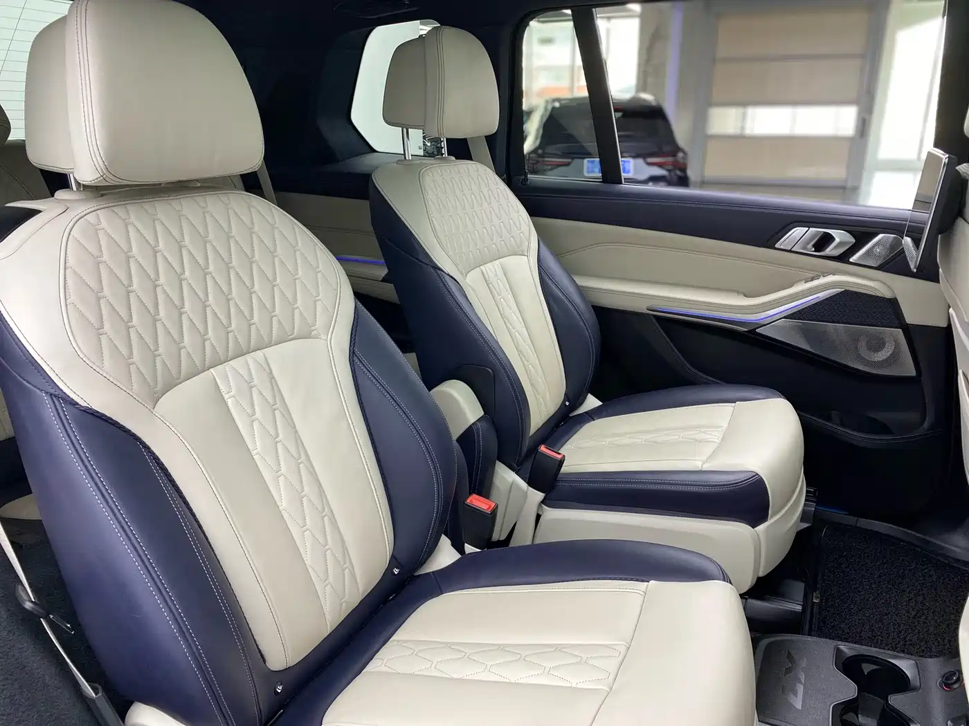 BMW X7 2020 xDrive M50i фото 11
