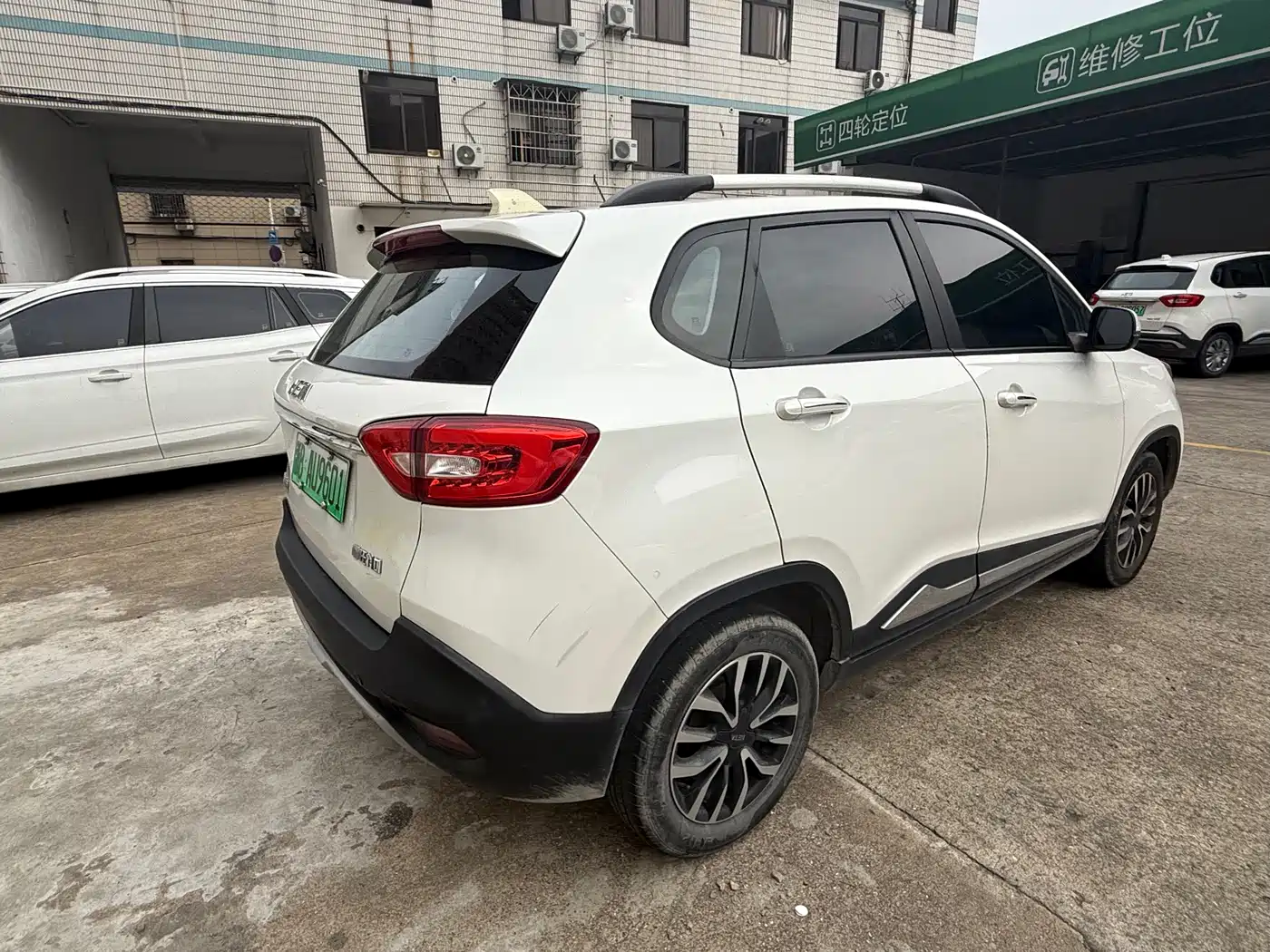 NEZHA AUTOMOBILE NEZHA N01