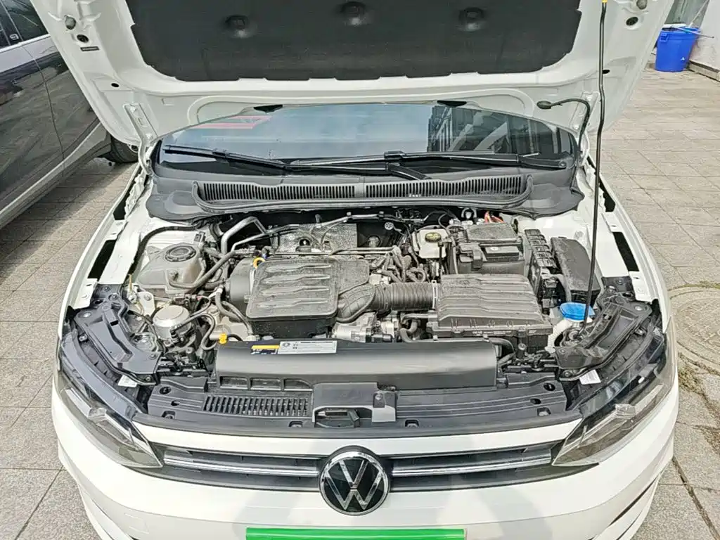 Volkswagen Polo 2024 2023 Facelift Plus 1.5L Auto Joyful Living Edition