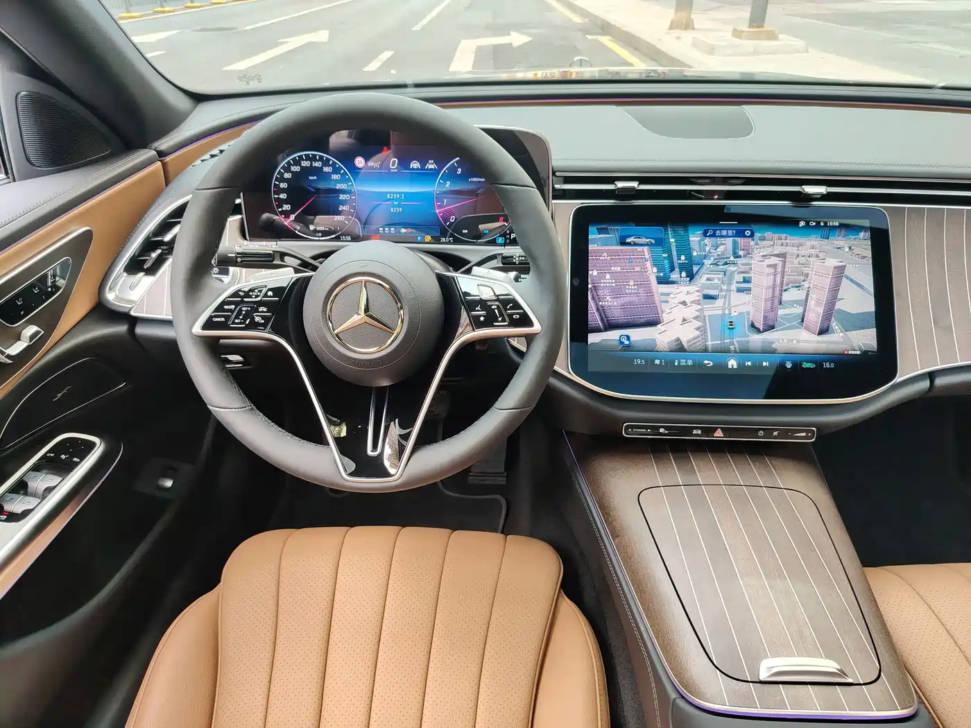 Mercedes-Benz E-Class 2025 E 300 L Fashion фото 13