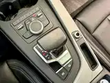 Photo 10 - Audi A4L
