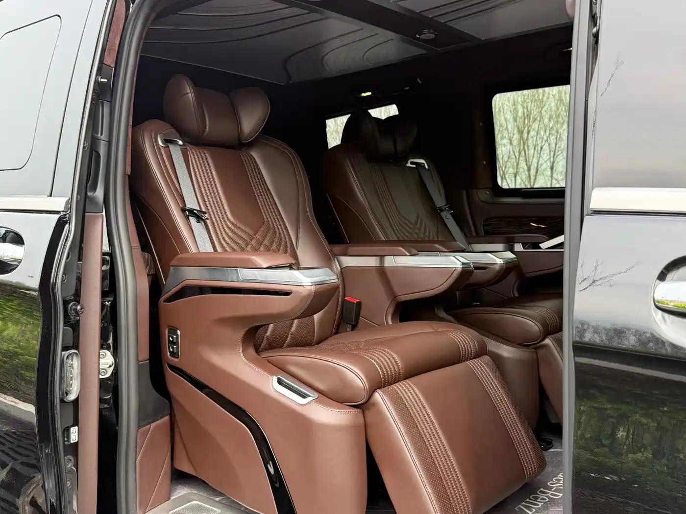 Mercedes-Benz Vito 2021 2.0T Elite 7-Seater фото 8