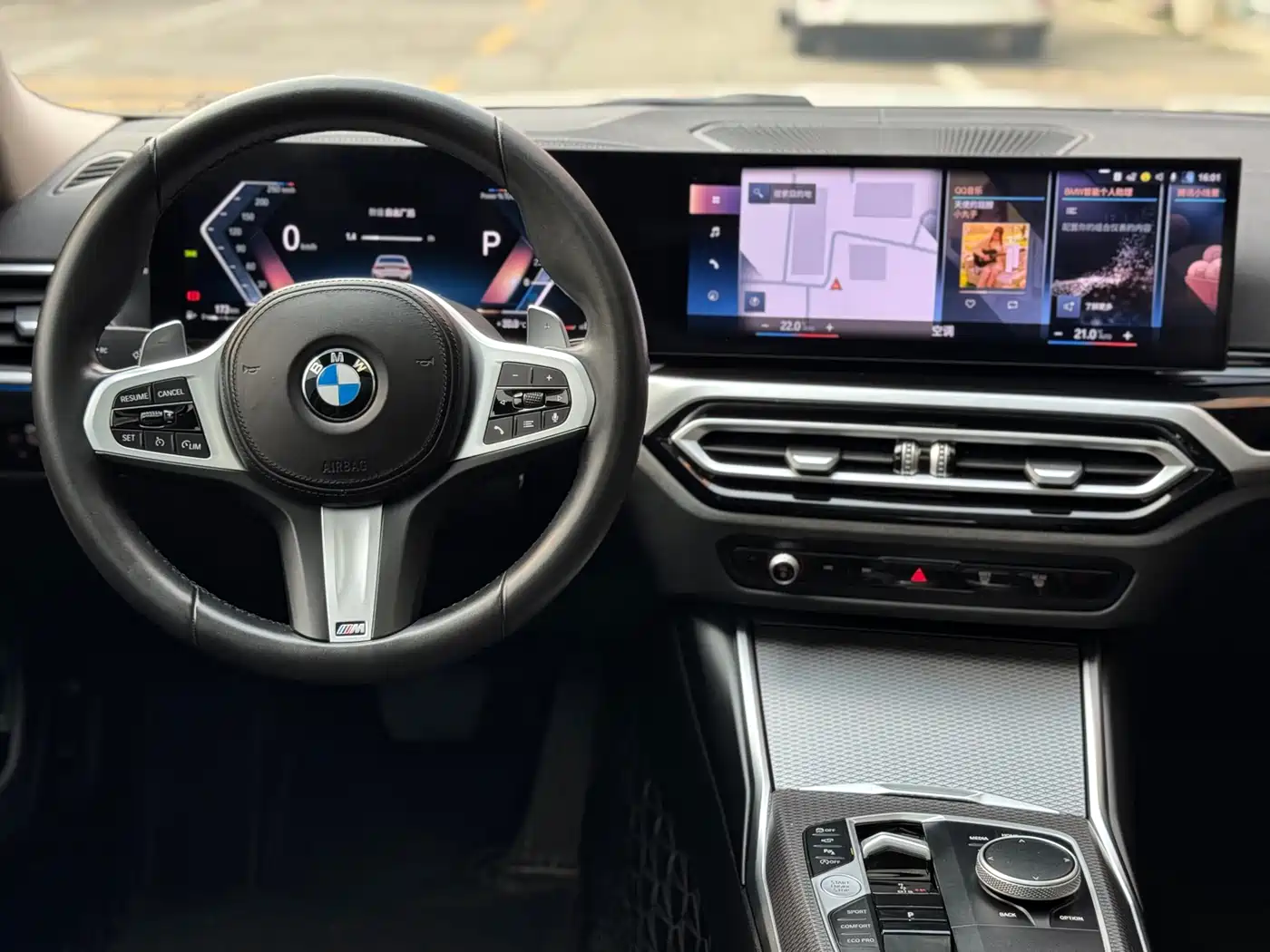 BMW 3 Series 2023 325Li M Sport Black Night Package фото 16