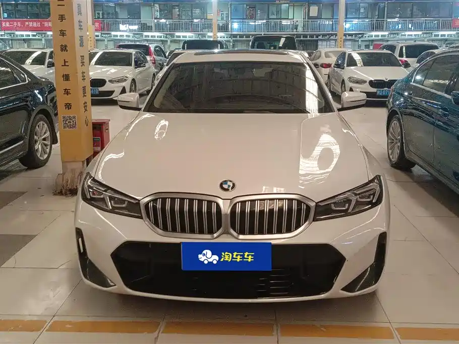 BMW 3 SERIES