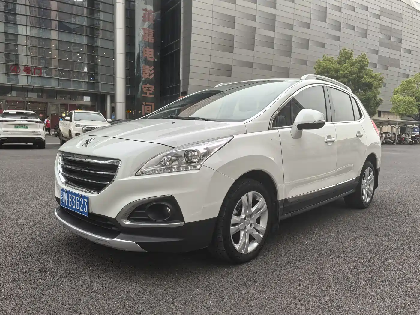 Peugeot 3008 2015 2.0L Automatic Trend Edition