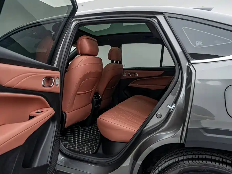 Geely Boyue REV 2026 2026 Extended Range Base Model