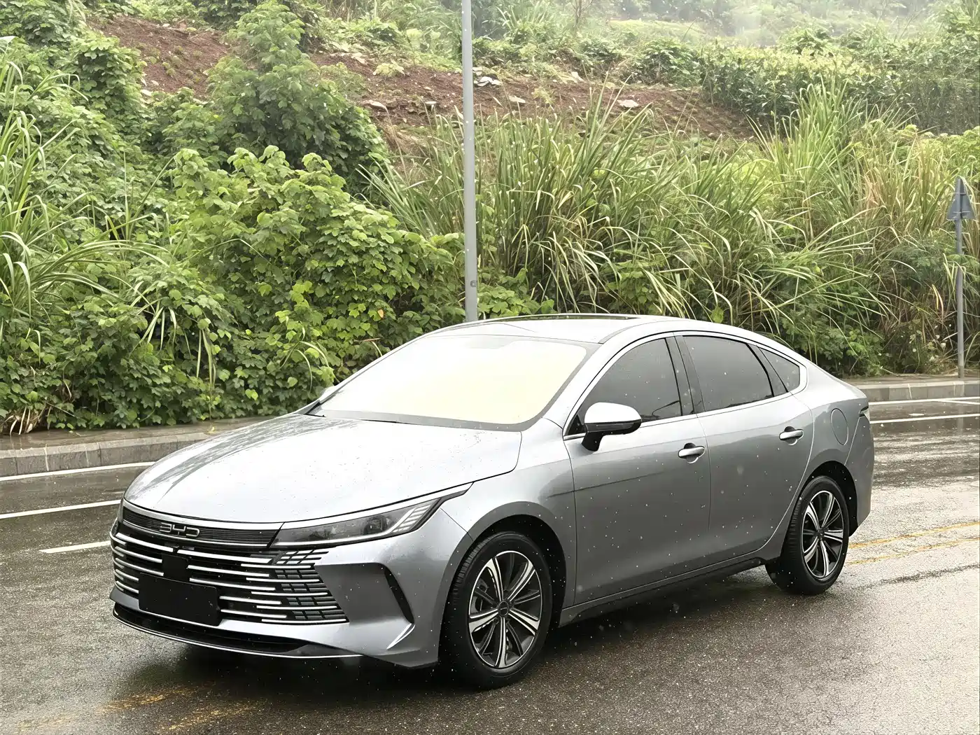 BYD Destroyer 05 2022 DM-i 55KM Premium