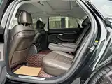 Фото 6 - Audi A8