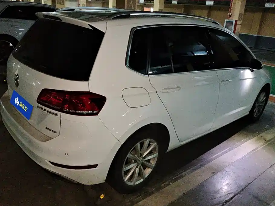 VOLKSWAGEN GOLF*JIAYU