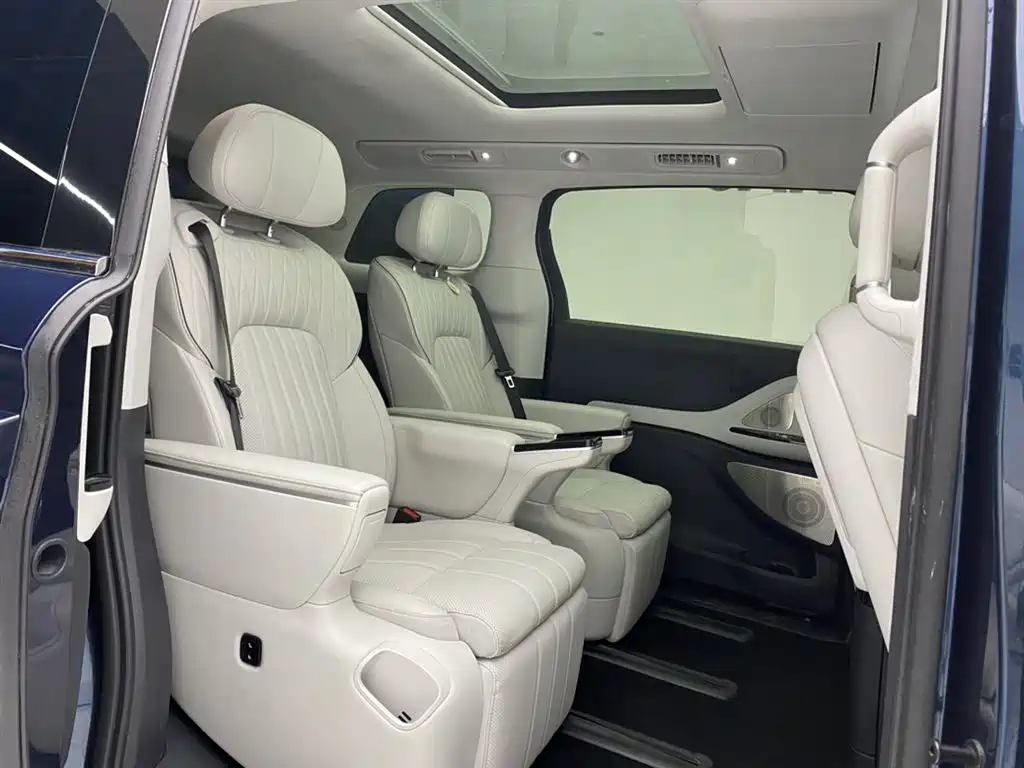 Voyah Auto Voyah Dreamer 2025 PHEV AWD Flagship Kunpeng Edition фото 28