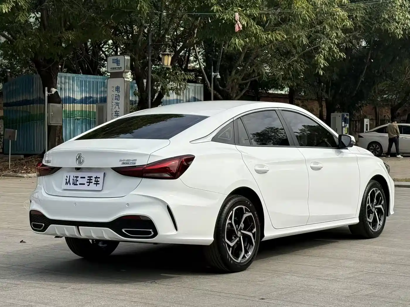 MG MG5 2025 2025 300TGI Global Flagship