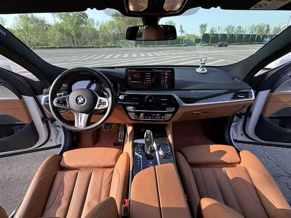 BMW 6 SERIES GT