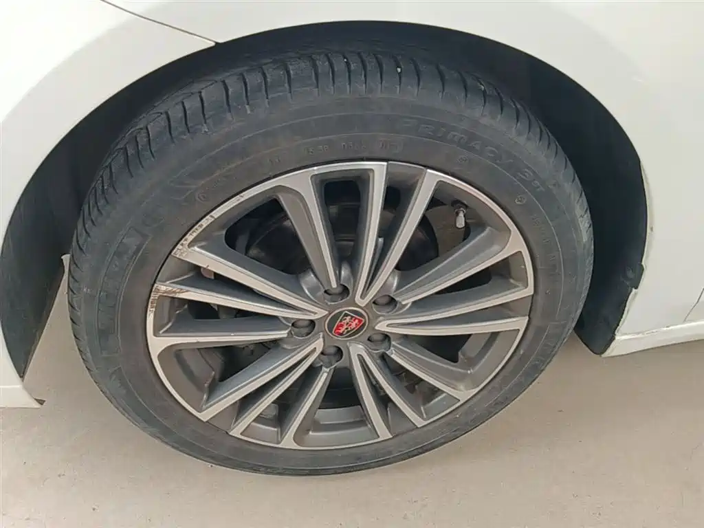 Roewe i6 2021 2020 PLUS 1.6L CVT 4G Connected Glory Flagship Edition
