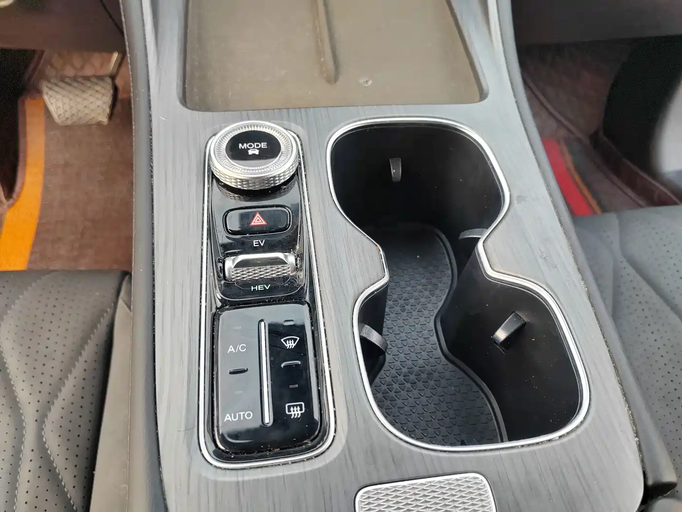 Chery Fengyun Fengyun T8 2025 2025 Model 1.5T 130km Comfort 7-Seater
