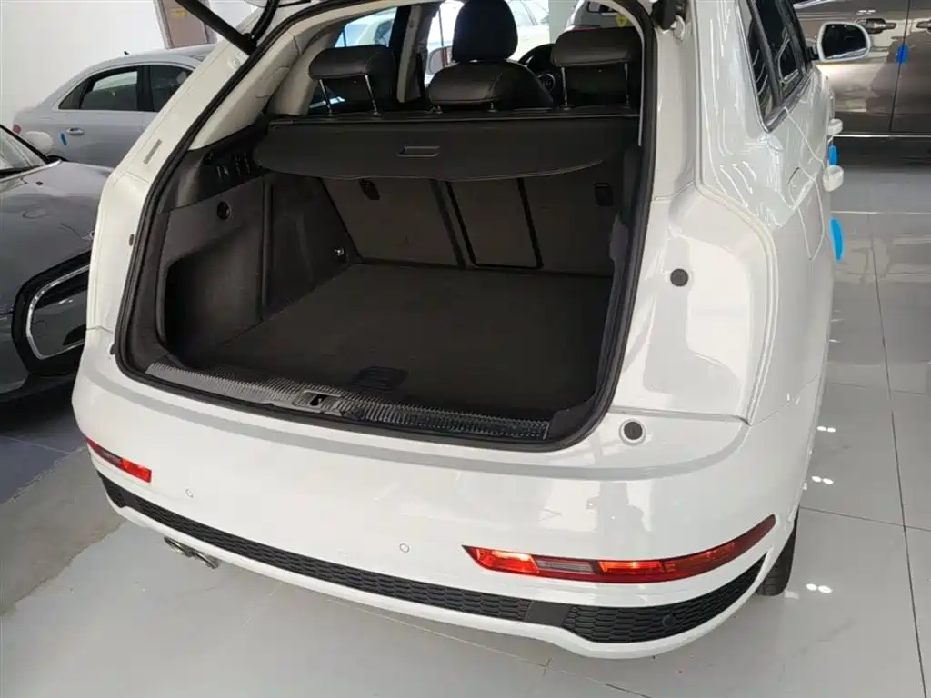 Audi Q3 2018 30 TFSI Fashion Collector's Edition фото 19